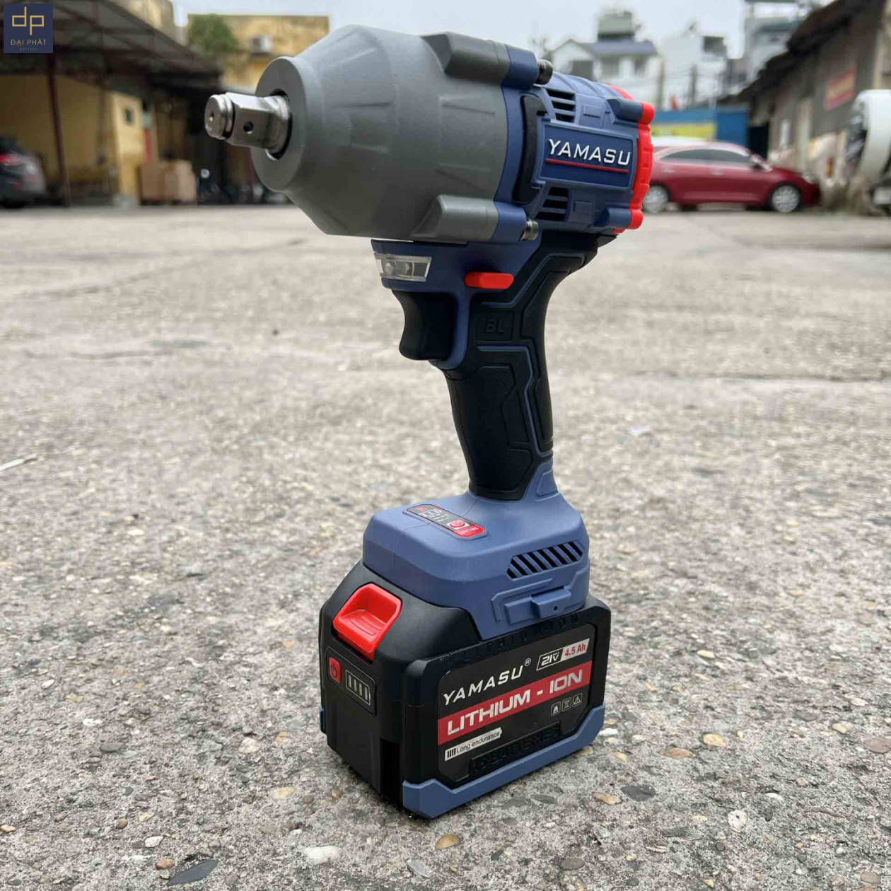 Máy siết bulong Yamasu M800BL 1000n